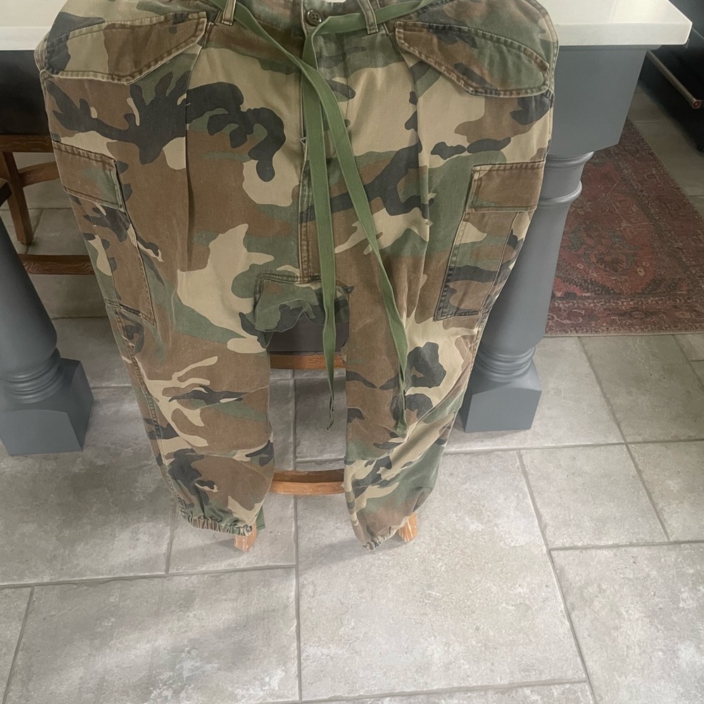 R13 Camouflage Cargo Pants in Olive and Khaki - Picture 3 of 9